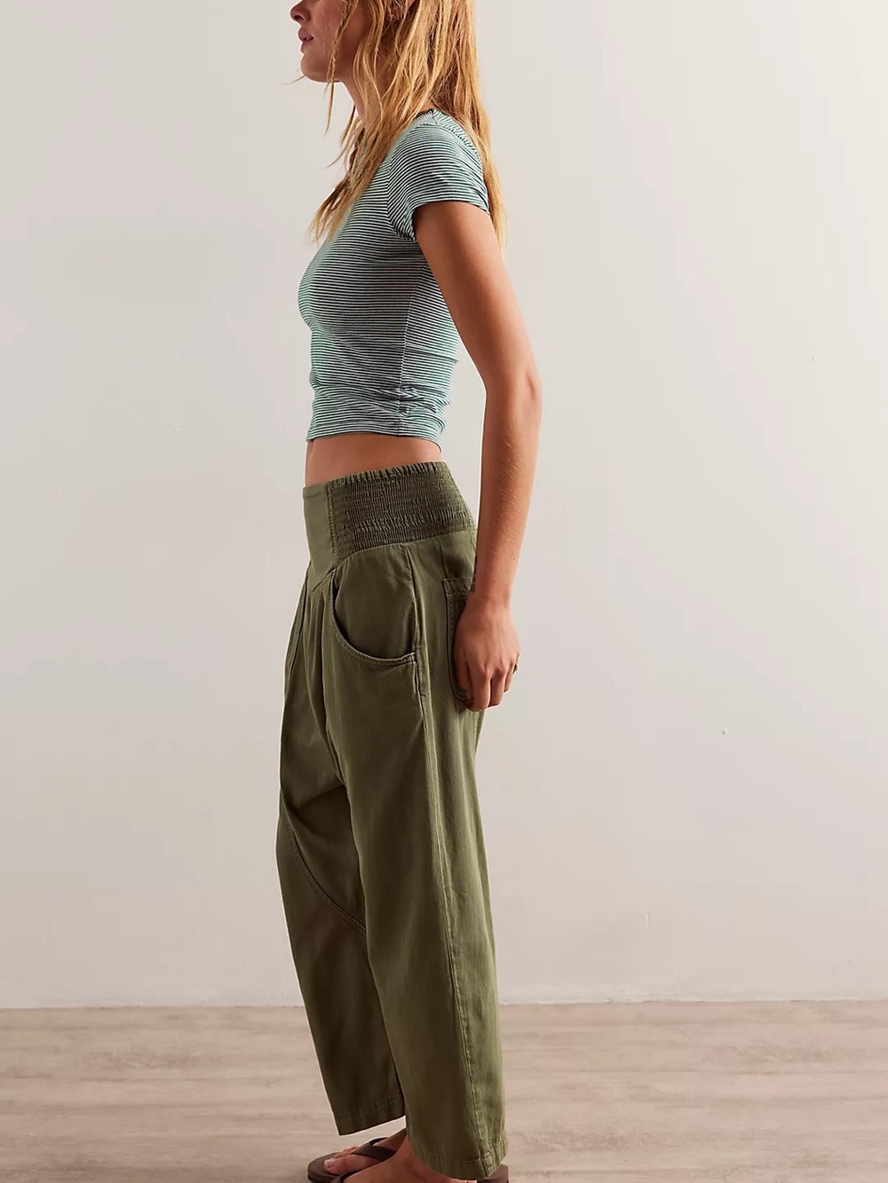 We The Free Lunan Crop Harem
Jeans Green - Picture 4 of 12